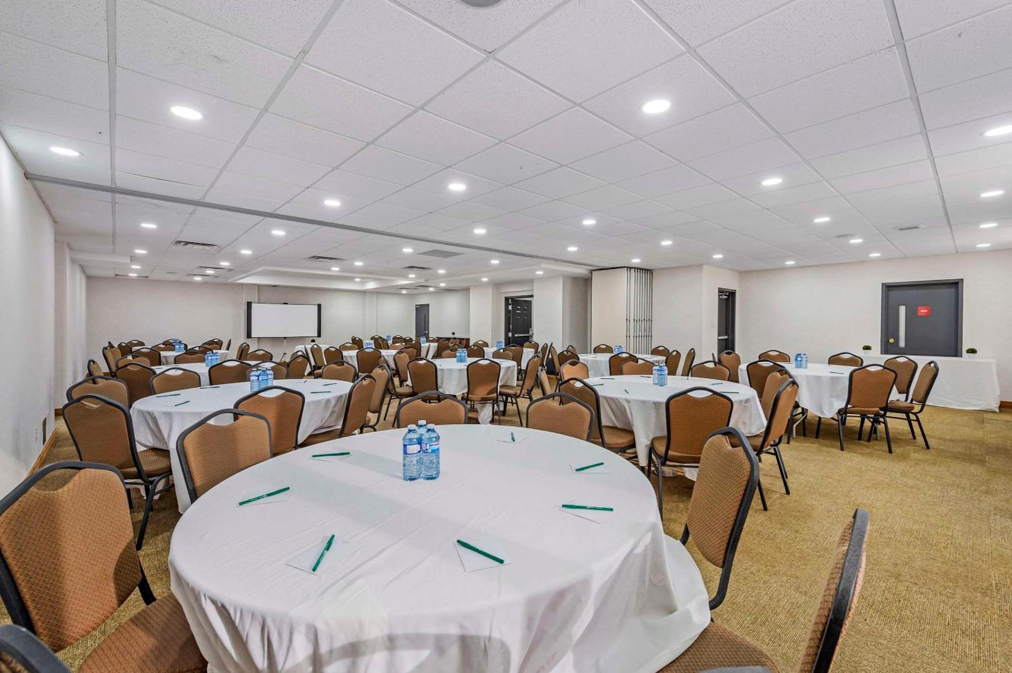 Quality Inn Ottawa Eksteriør bilde