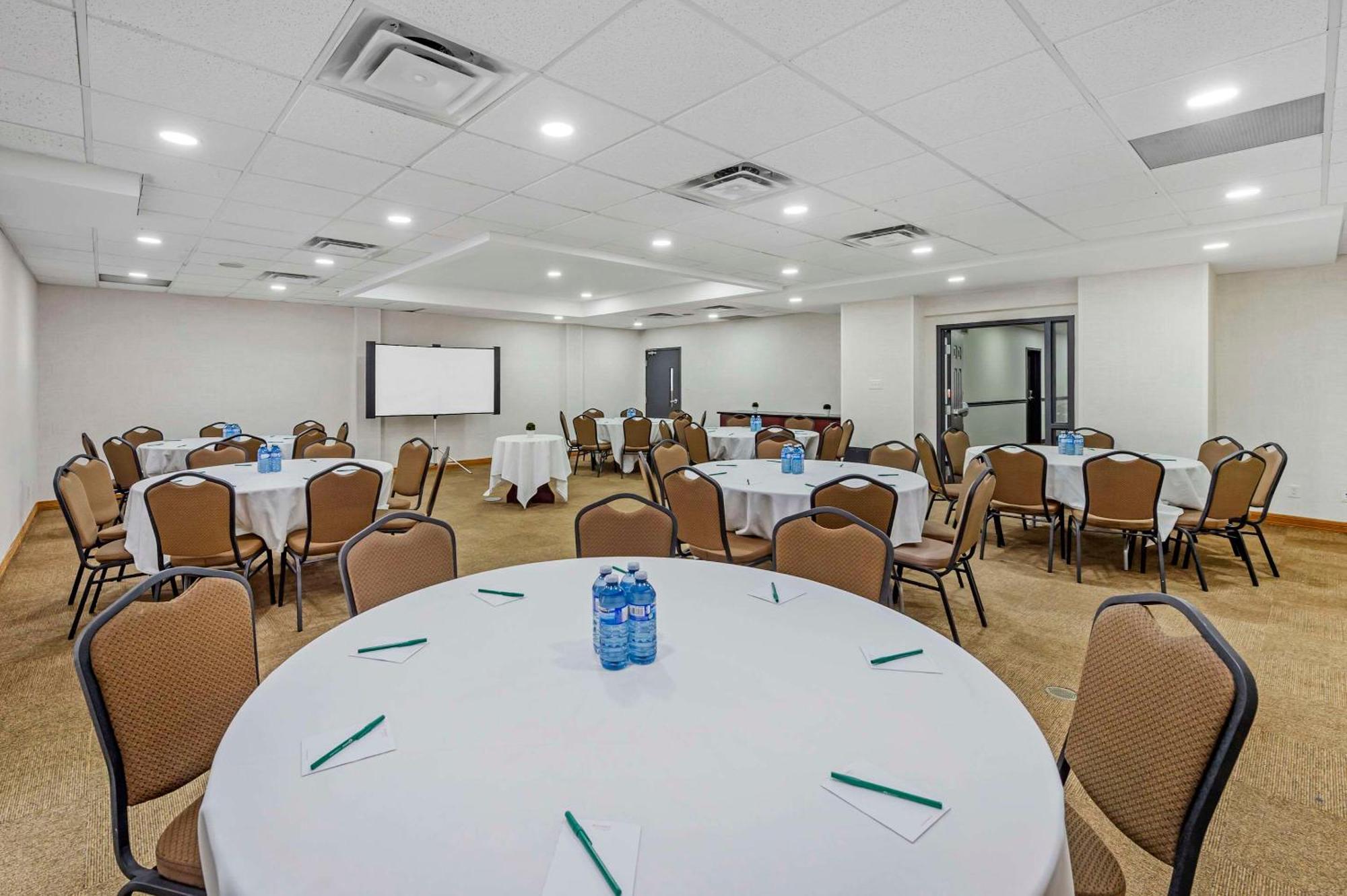 Quality Inn Ottawa Eksteriør bilde